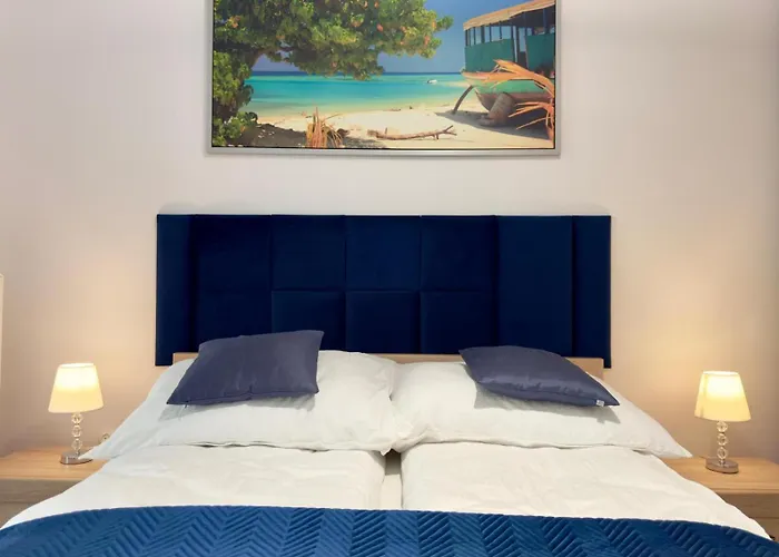 Apartment Klonowa 7 *